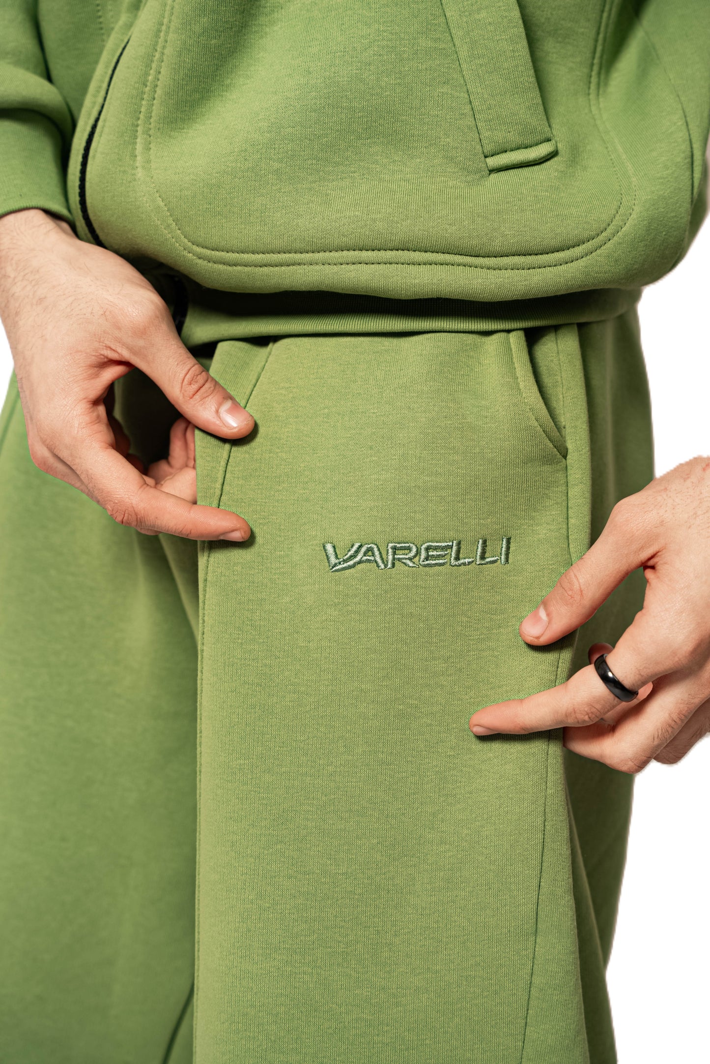 VERT SAUGE – VARELLI-CORE 01