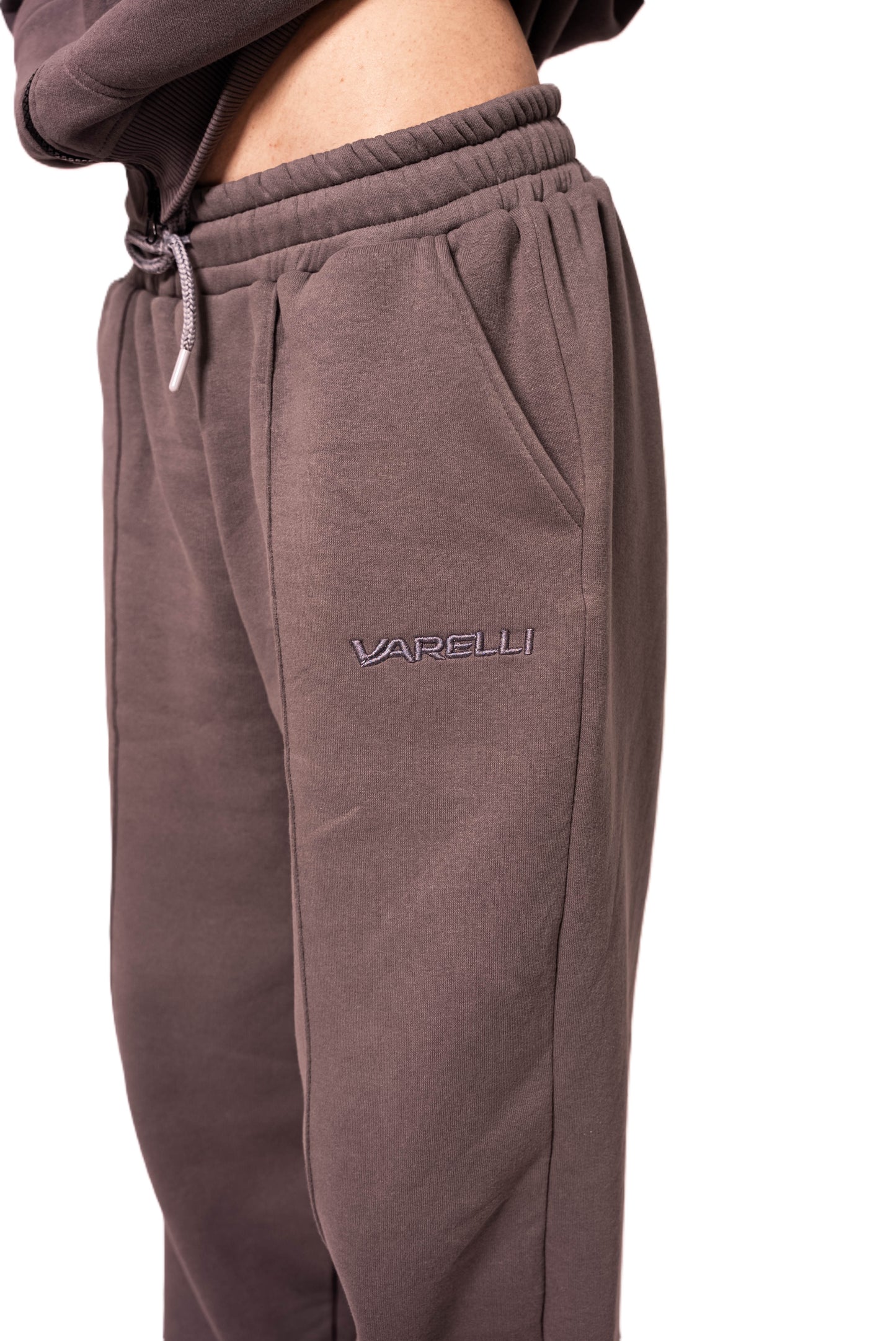 TAUPE MINÉRAL – VARELLI-CORE 01